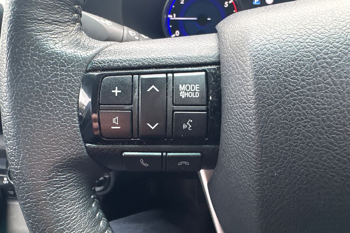 2020 Toyota Hilux SR5 GUN126R 4X4