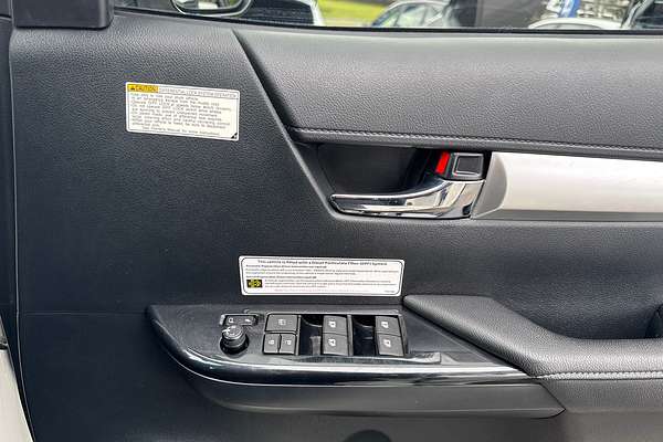 2020 Toyota Hilux SR5 GUN126R 4X4