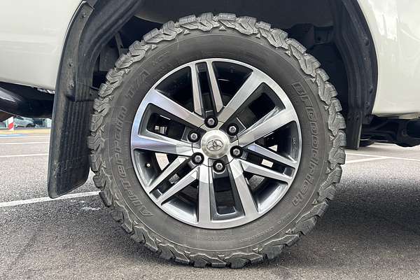 2020 Toyota Hilux SR5 GUN126R 4X4