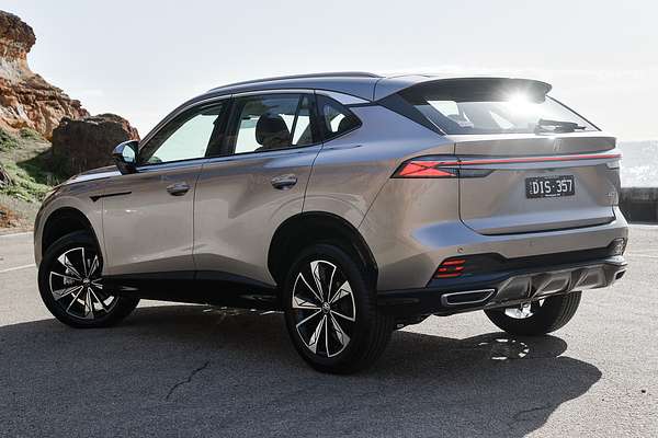 2024 MG HS Excite SAS23