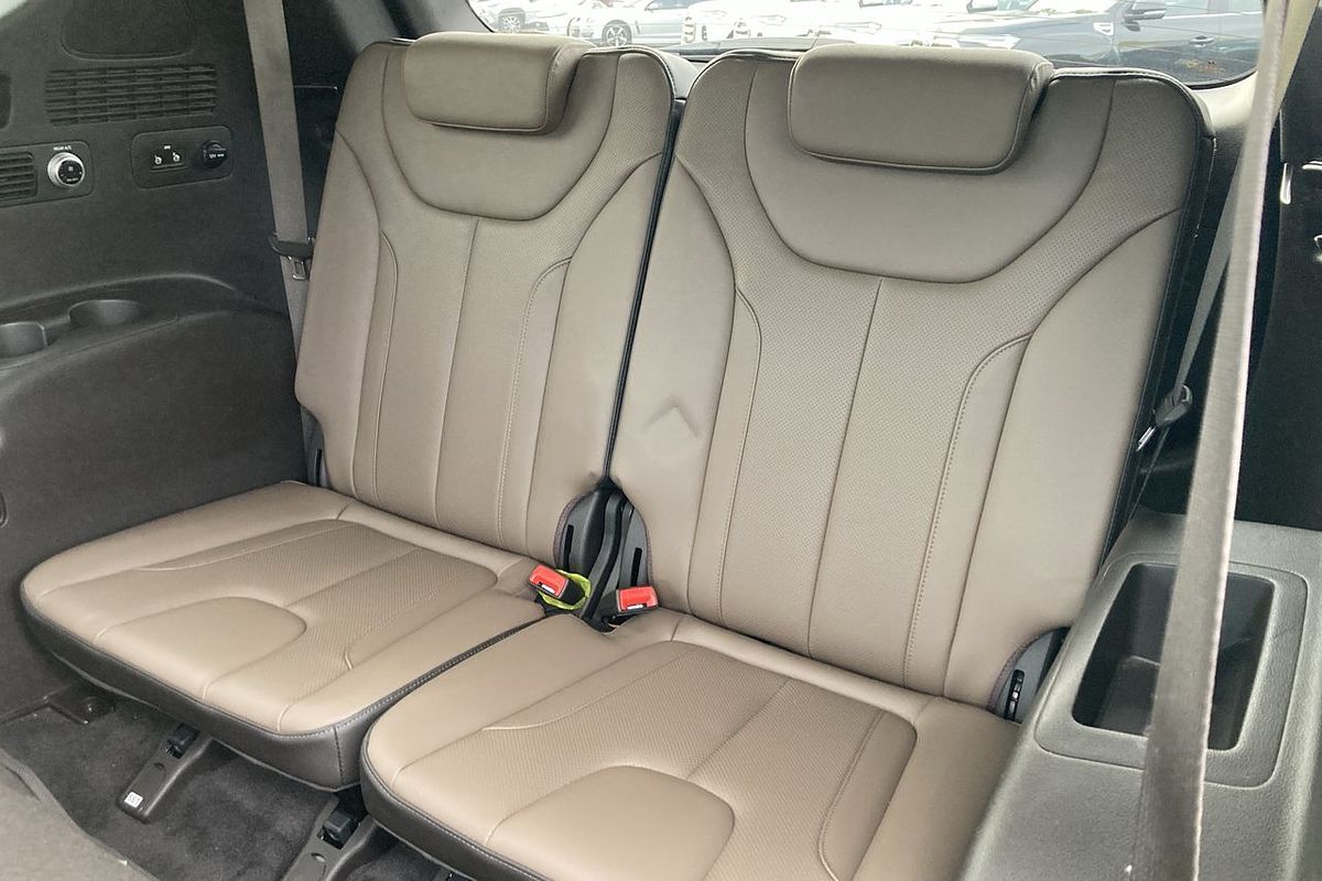 2019 Hyundai Santa Fe Highlander TM.2