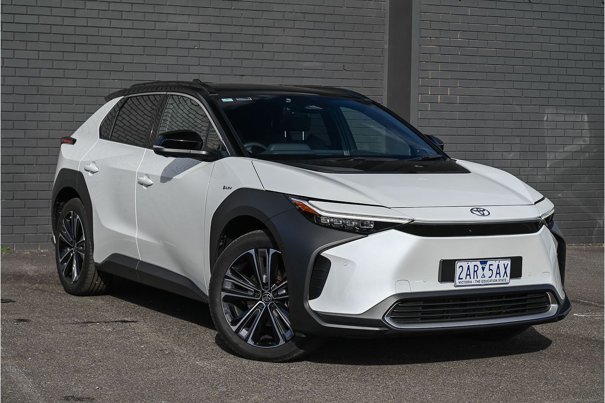2024 Toyota bZ4X YEAM15R