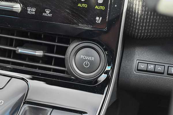 2024 Toyota bZ4X YEAM15R