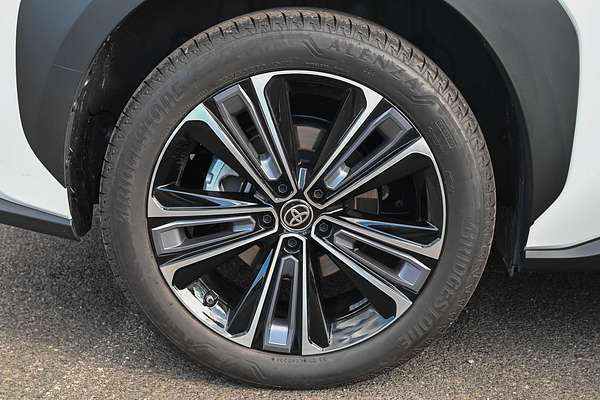 2024 Toyota bZ4X YEAM15R