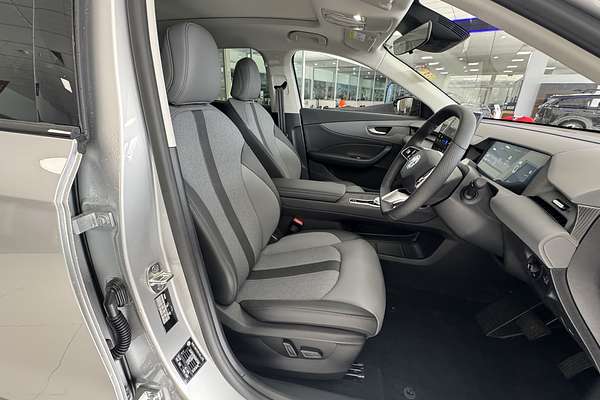 2025 MG MGS5 EV Essence 49 ZS3EM