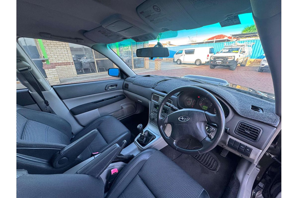 2004 Subaru Forester XT 79V