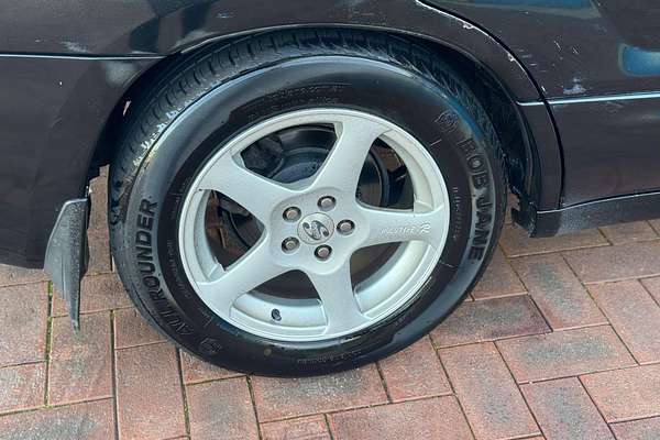 2004 Subaru Forester XT 79V