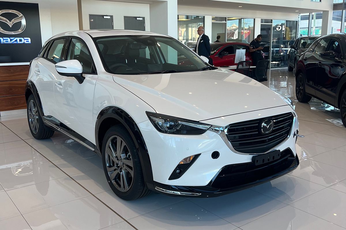 2025 Mazda CX-3 G20 Akari DK