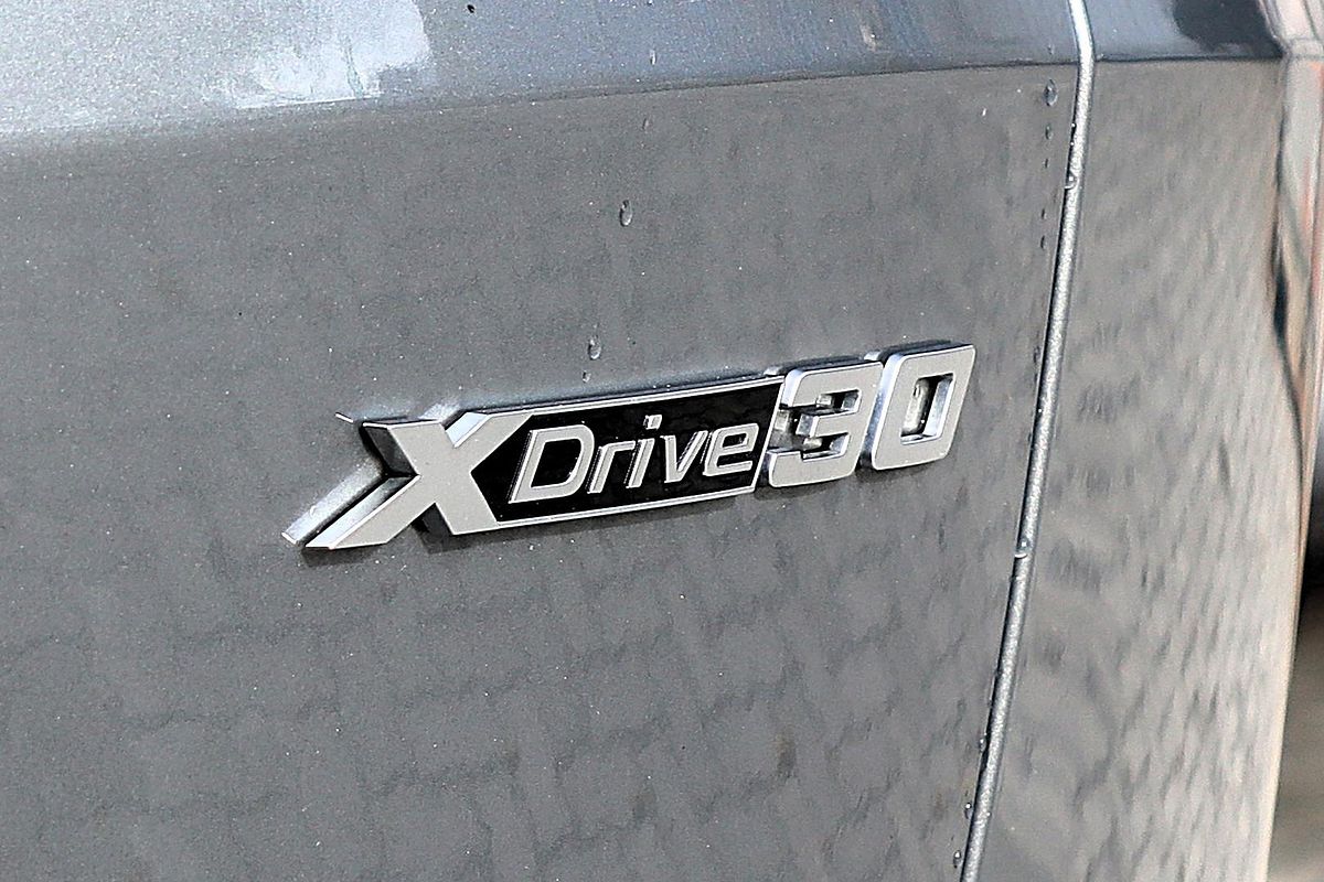 2024 BMW iX2 xDrive30 M Sport U10