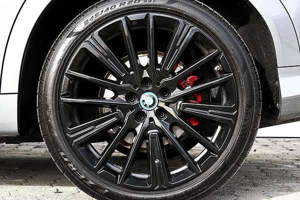 2024 BMW iX2 xDrive30 M Sport U10
