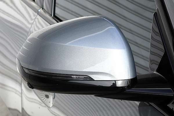 2024 BMW iX2 xDrive30 M Sport U10