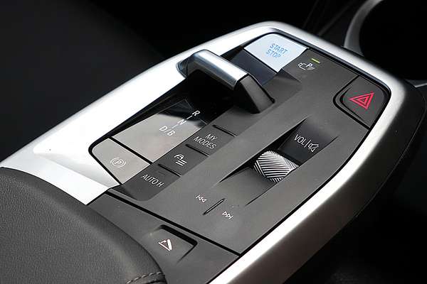 2024 BMW iX2 xDrive30 M Sport U10