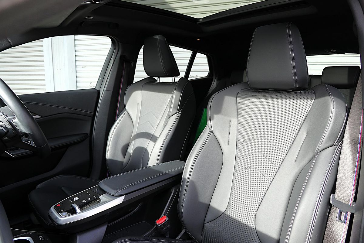 2024 BMW iX2 xDrive30 M Sport U10