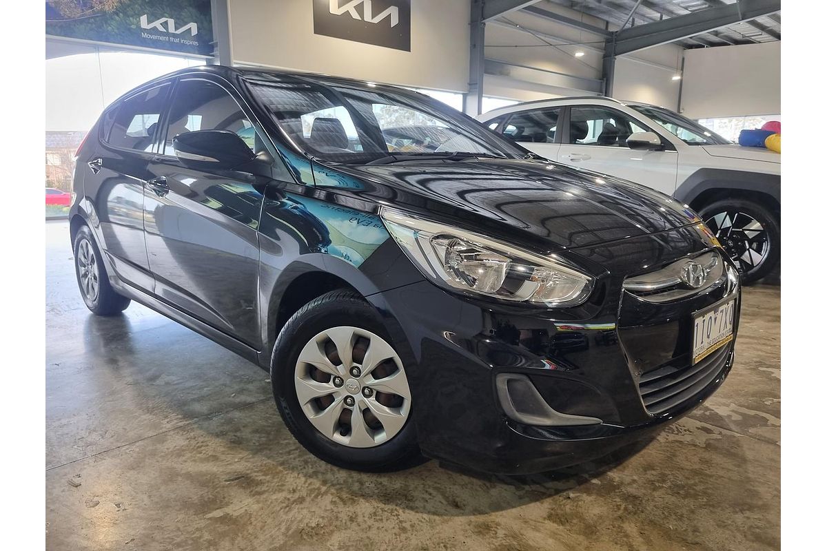 2016 Hyundai Accent Active RB4