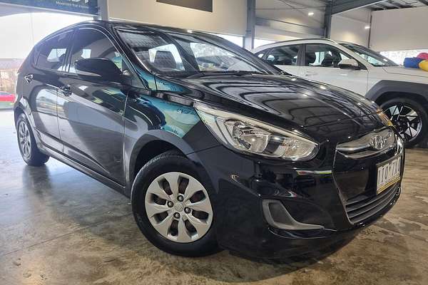 2016 Hyundai Accent Active RB4