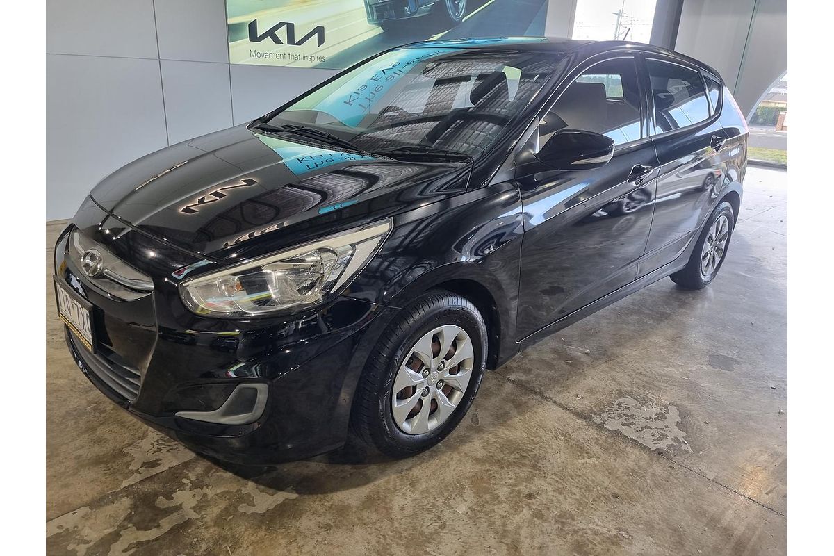 2016 Hyundai Accent Active RB4
