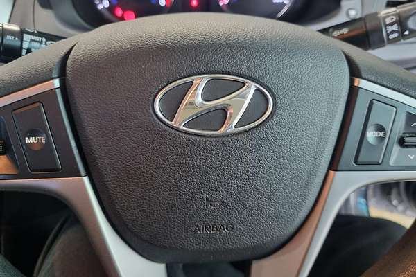 2016 Hyundai Accent Active RB4