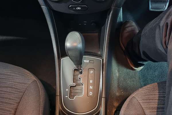 2016 Hyundai Accent Active RB4