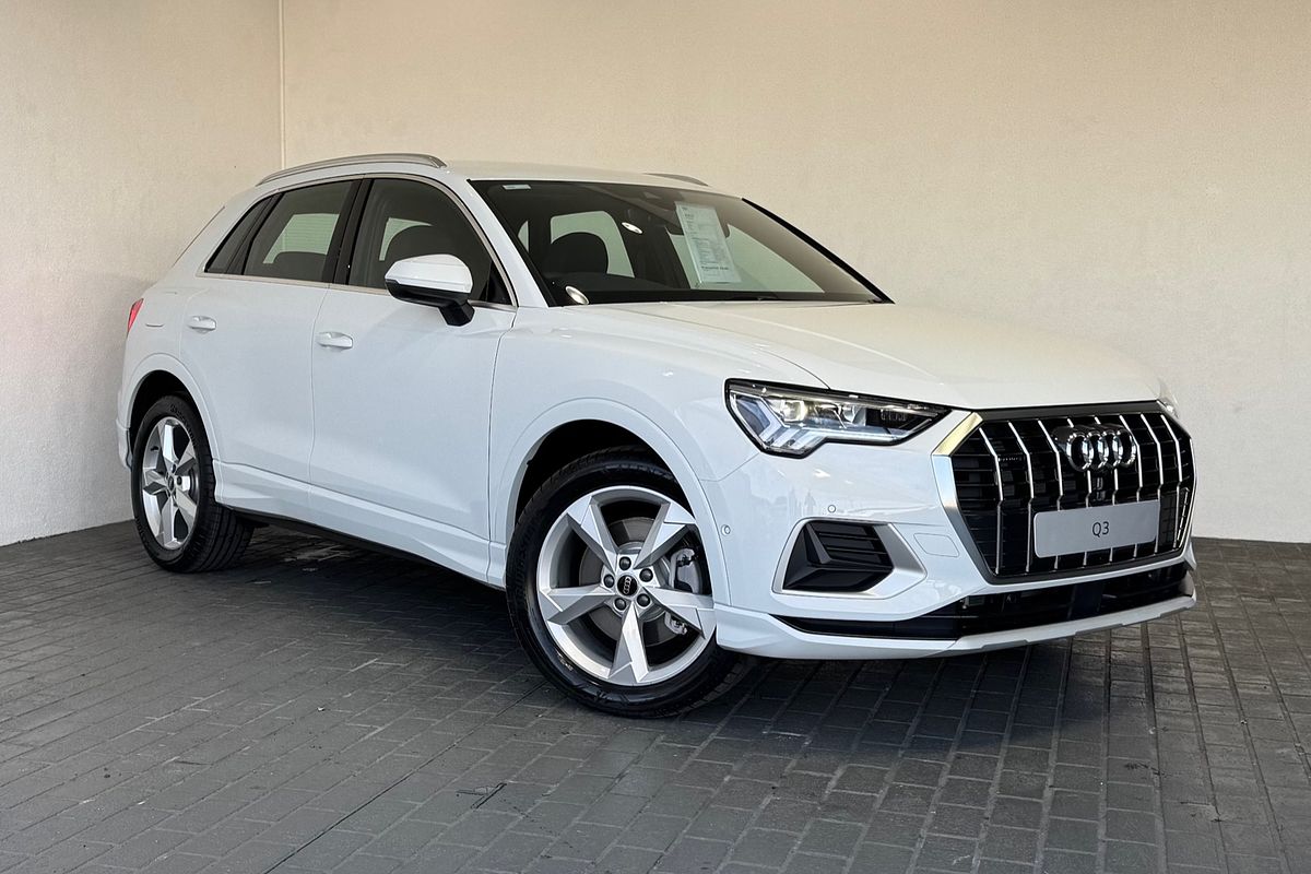 2025 Audi Q3 40 TFSI F3