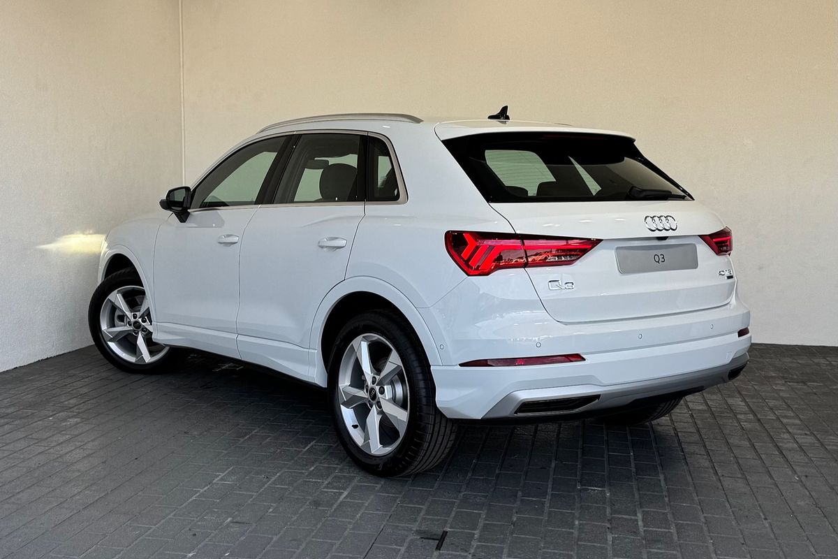 2025 Audi Q3 40 TFSI F3
