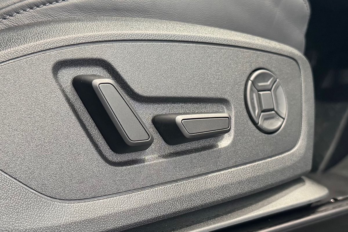 2025 Audi Q3 40 TFSI F3