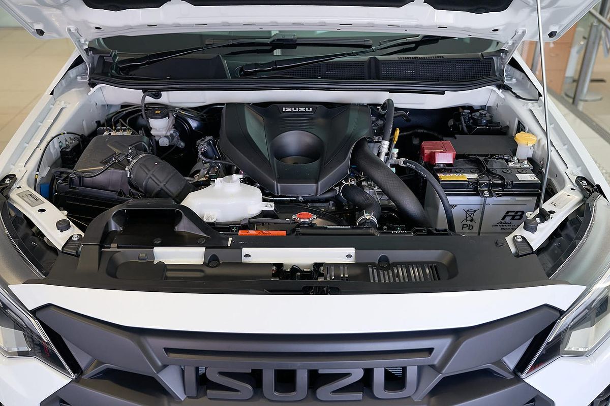 2025 Isuzu D-MAX BLADE 4X4