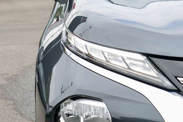 2025 Mitsubishi Outlander Exceed Tourer ZM