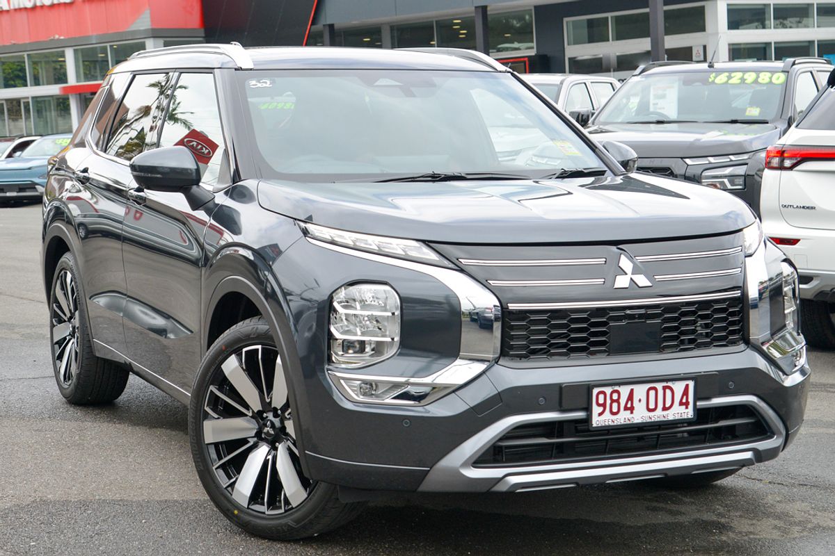 2025 Mitsubishi Outlander Exceed Tourer ZM