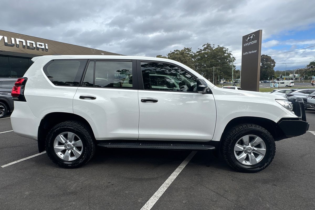 2022 Toyota Landcruiser Prado GX GDJ150R