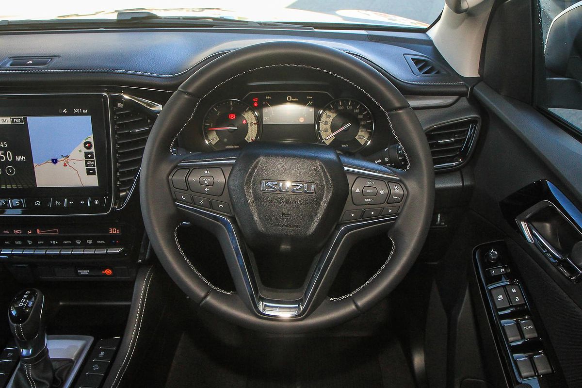 2024 Isuzu MU-X LS-U