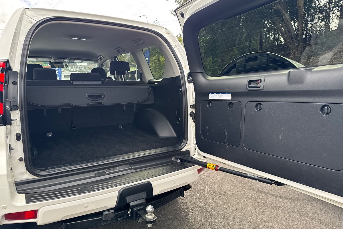 2022 Toyota Landcruiser Prado GX GDJ150R