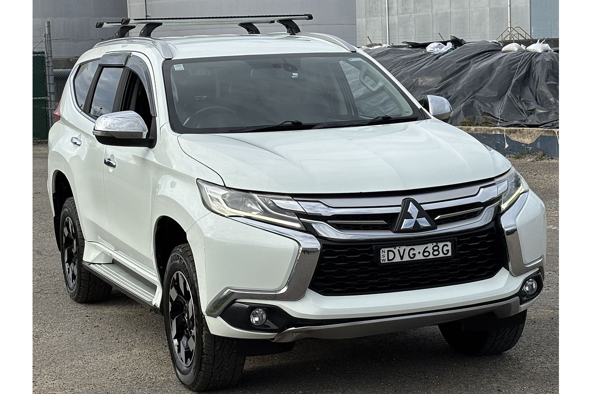 2017 Mitsubishi Pajero Sport GLS QE