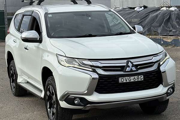 2017 Mitsubishi Pajero Sport GLS QE