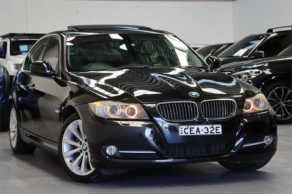 2011 BMW 3 Series 320d Lifestyle E90