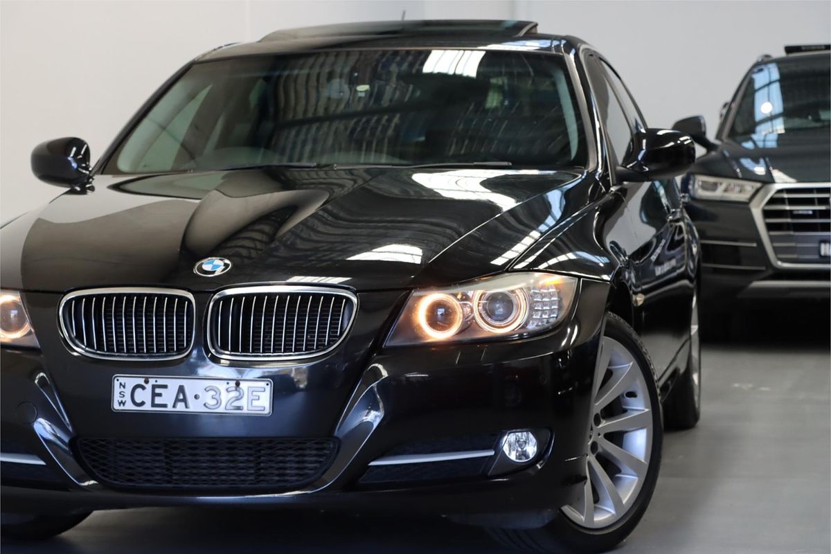 2011 BMW 3 Series 320d Lifestyle E90