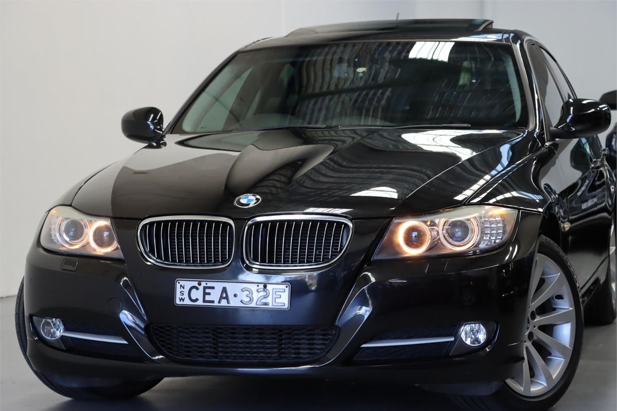 2011 BMW 3 Series 320d Lifestyle E90