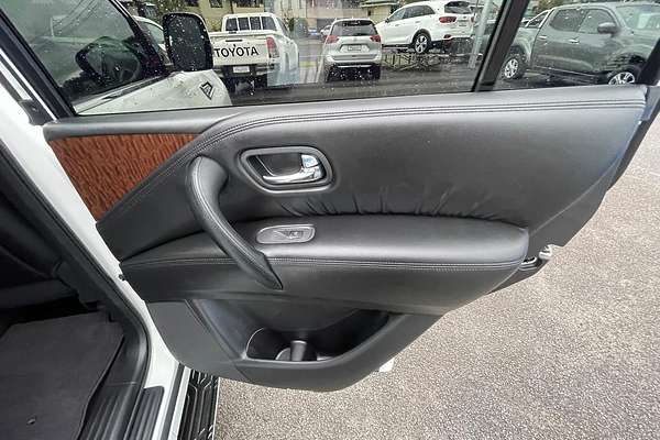 2024 Nissan Patrol Ti-L Y62