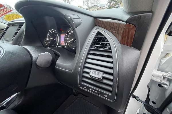 2024 Nissan Patrol Ti-L Y62