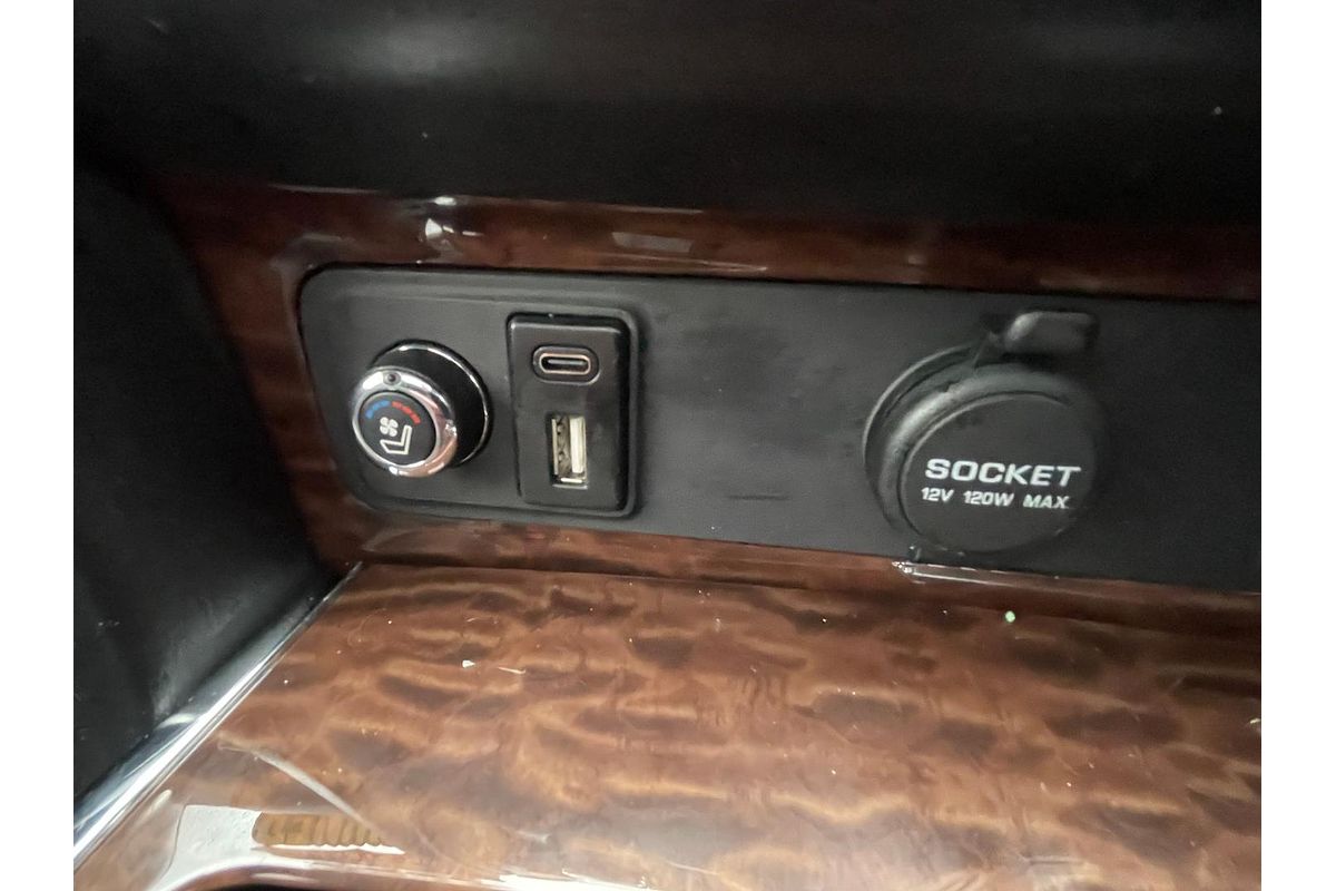 2024 Nissan Patrol Ti-L Y62