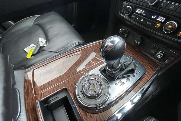 2024 Nissan Patrol Ti-L Y62