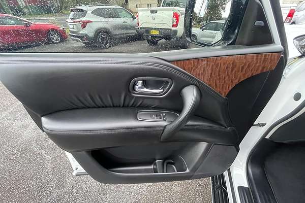 2024 Nissan Patrol Ti-L Y62