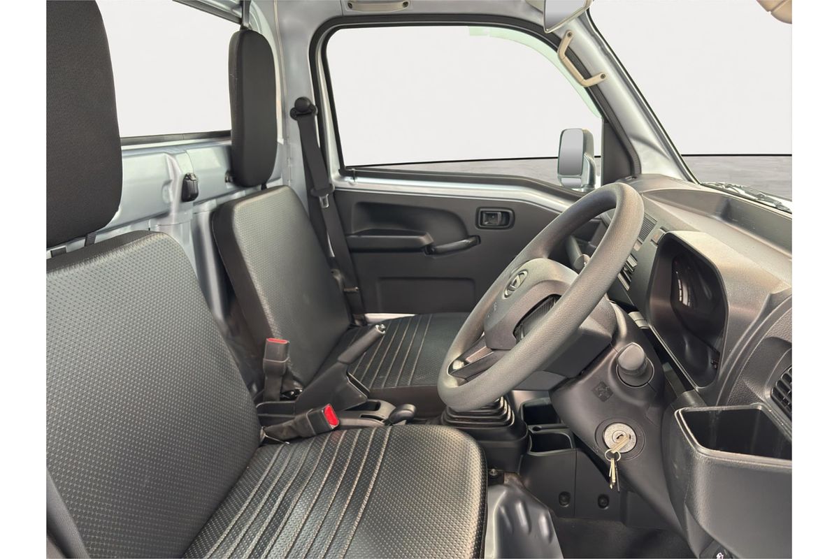 2023 Daihatsu Hijet Standard 4WD