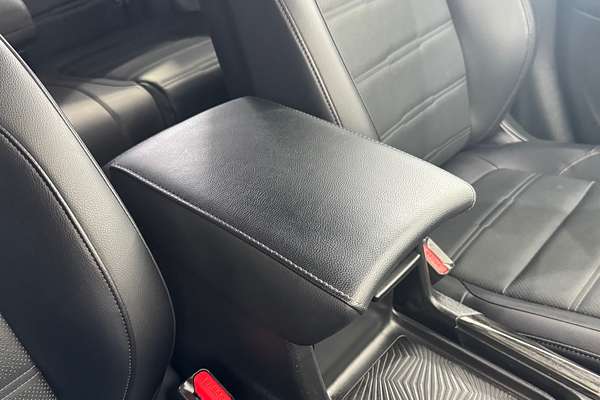 2022 Honda CR-V Black Edition RW