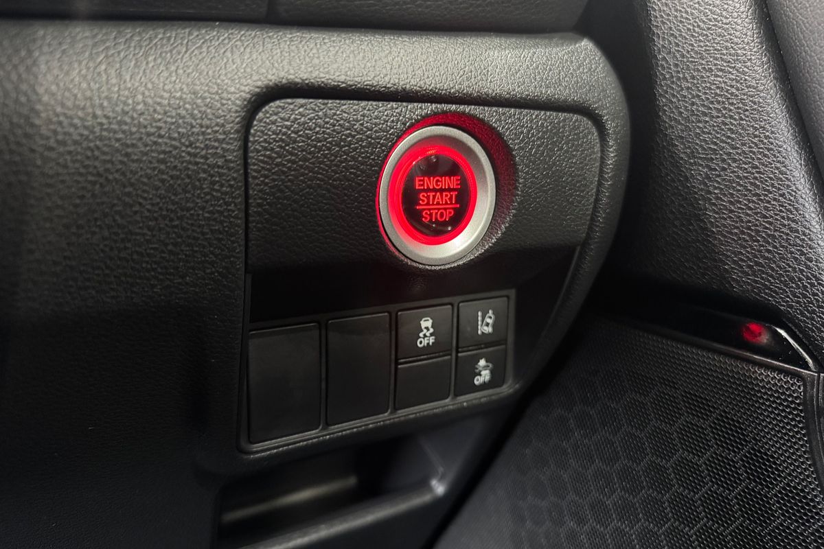 2022 Honda CR-V Black Edition RW