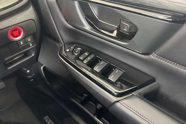 2022 Honda CR-V Black Edition RW