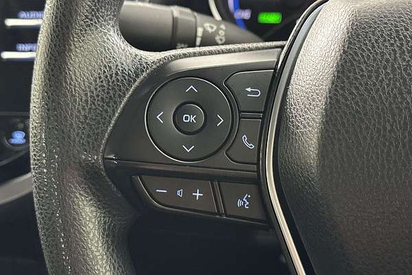 2019 Toyota Camry Ascent AXVH71R