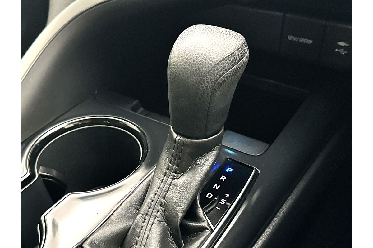 2019 Toyota Camry Ascent AXVH71R