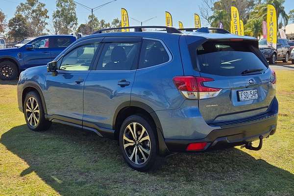 2018 Subaru Forester 2.5i Premium S5