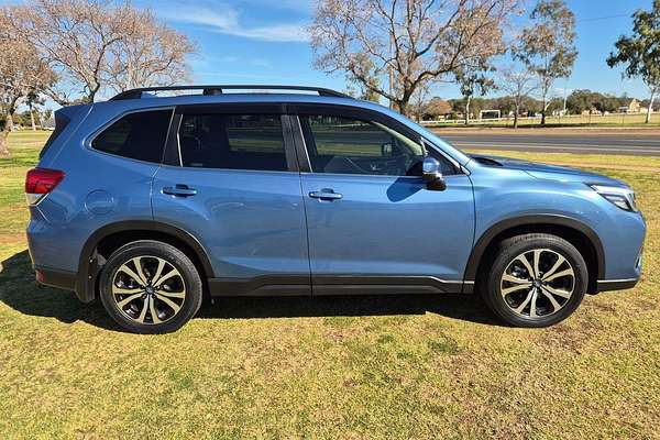 2018 Subaru Forester 2.5i Premium S5