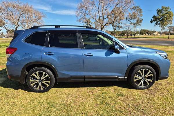 2018 Subaru Forester 2.5i Premium S5